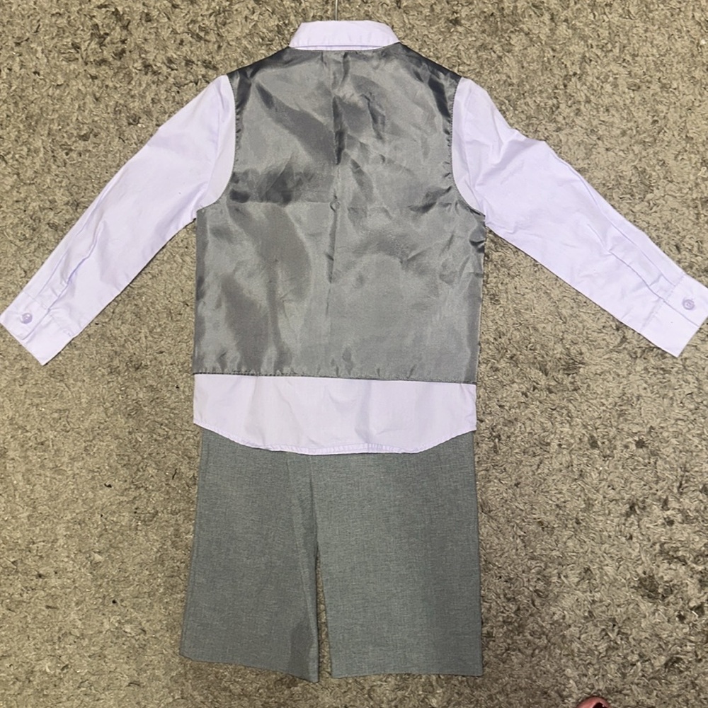 Dockers - Picture 3 of 3